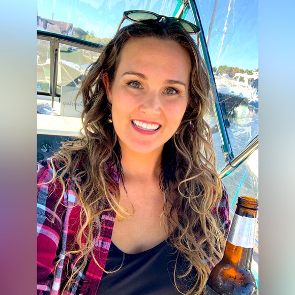 Meet your Posher, Carly - Picture 1 of 1